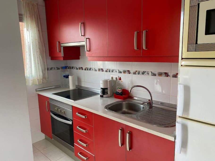 Seaside Apartment With Balcony Las Galletas Bagian luar foto