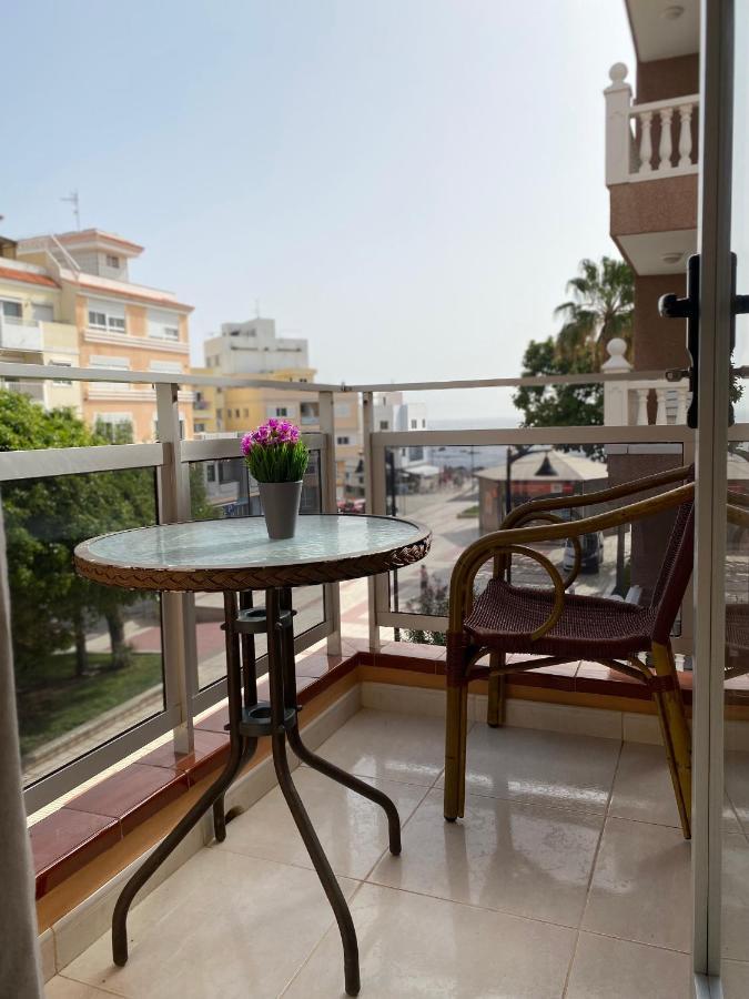 Seaside Apartment With Balcony Las Galletas Bagian luar foto